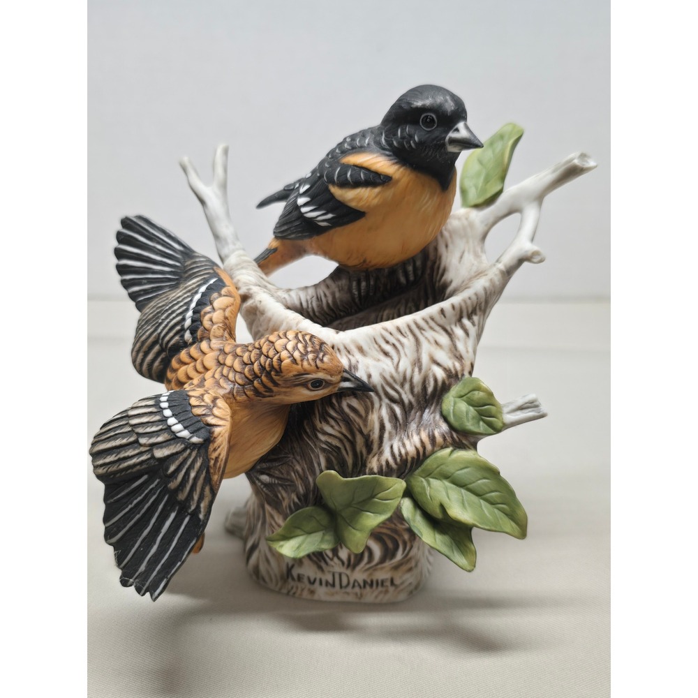 The Baltimore Oriole Kevin Daniel Edwin M Knowles Limited Edition Figurine 1987